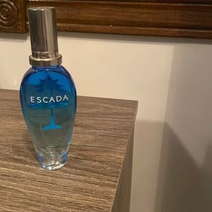 COPY - Escada island kiss (2004) perfume 1.6 oz